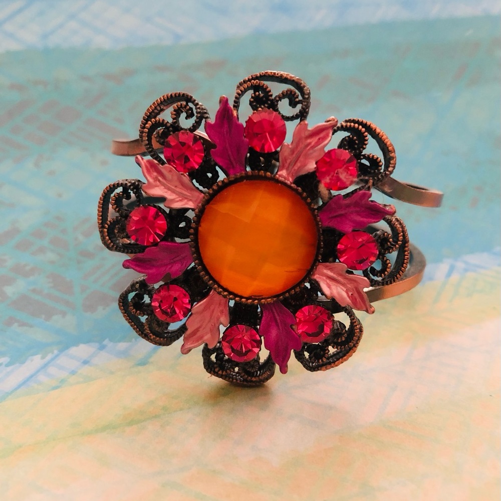 Flower cuff bracelet